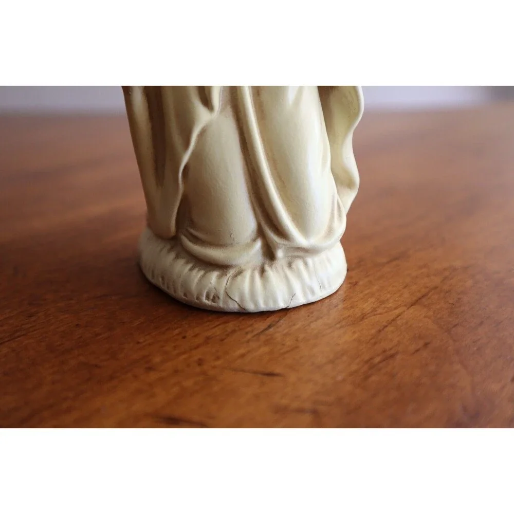 Flaw Vtg Christmas Nativity Figurine Paper Mache Composite:  Mary Madonna 5.75